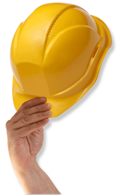 mano tiene casco giallo